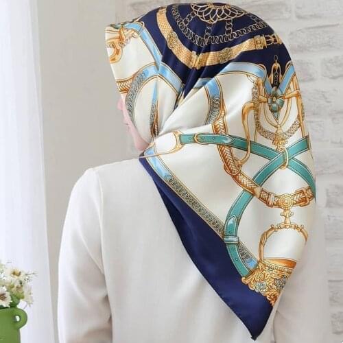 90*90cm Women Small Silk Scarf Hijab Malaysia Printed Shawl Headwraps Foulard Femme Musulman Square Head Scarves Silk Bandana