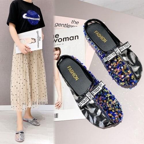 Brand Womens Summer Sandals Slippers Beautiful Crystal Hollow Muller Round Toe Flat Casual studded slippers mules shoes women