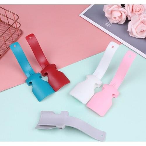 Handled Shoe Horn Lifting Helper Unisex Shoes Wear Helper Colorful Shoehorn Easy On And Off Shoe Sturdy Slip Aid Shoe Acessories
