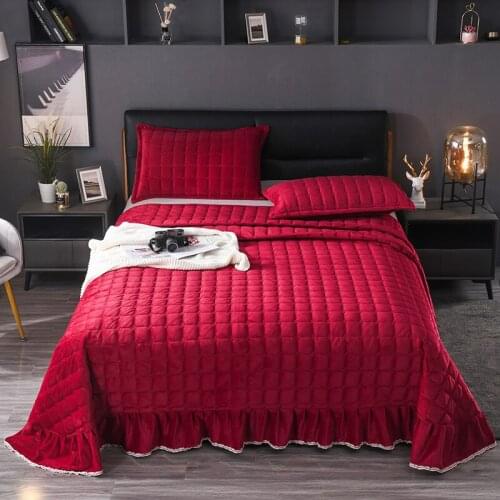Crystal velvet Quilted ruffles Bedspread Bed Cover Bed Sheet size 245x250cm/245x270cm quilt blanket Pillowcases 3pcs