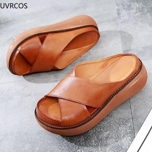 Wedges with European and American plus-size ladies slippers summer hot sponge cake bottom retro platform shoes wear slippers
