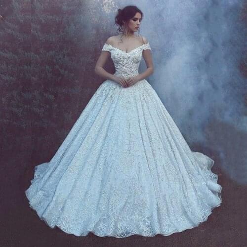 Vintage Gorgeous A Line Lace White Bridal Wedding Dresses Off Shoulder Short Sleeve Plunge V Neckline Wedding Gowns for Bride