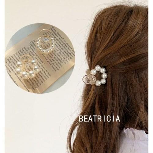 Sweet Mini Round Pearl Hair Clips for Women Girls Hair Claw Chic Barrettes Claw Crab Hairpins Styling Fashion Hair Accessories