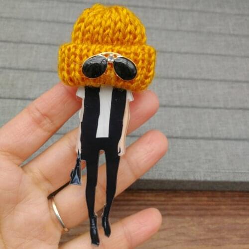 Fashion Brooch Pins for Woman Brooches Enamel Sunglass Cartoon Model Acrylic Brooches Kawaii Pompom Clothing Jewelry Accessories