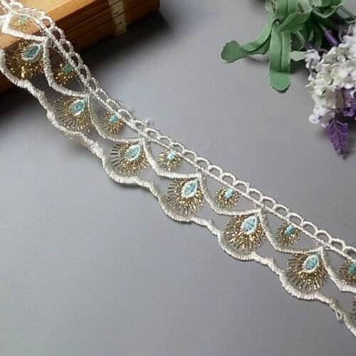 1 yard 4.5 cm Strip Flower Embroidery Flower Lace Ribbon Trims Dress Trimmings Applique DIY Crafts Sewing Trim Net Lace Fabric