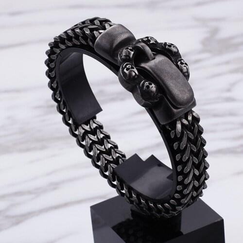 European and American mens stainless steel skull bracelet Domineering personality retro mens bracelet