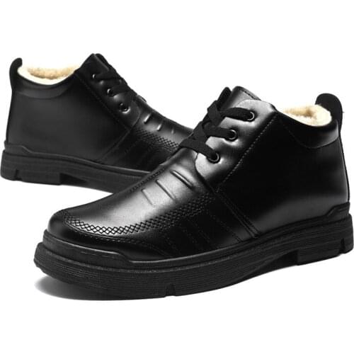 2021 Winter New Concise Style Outdoor Boots for Man Comfortable Round Toe Slip-on Casual Shoes with Platform Non-slip for Daily