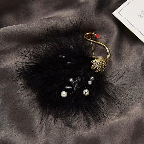 Fashion Crystal Pearl Animal Brooch Women Men Elegant Noble Pin Rhinestone Corsage Party Jewelry Vintage Feather Bird Brooches