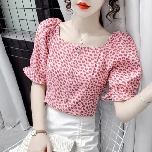 2021 summer fashion temperament new shirt female design sense niche slim short-sleeved square collar top