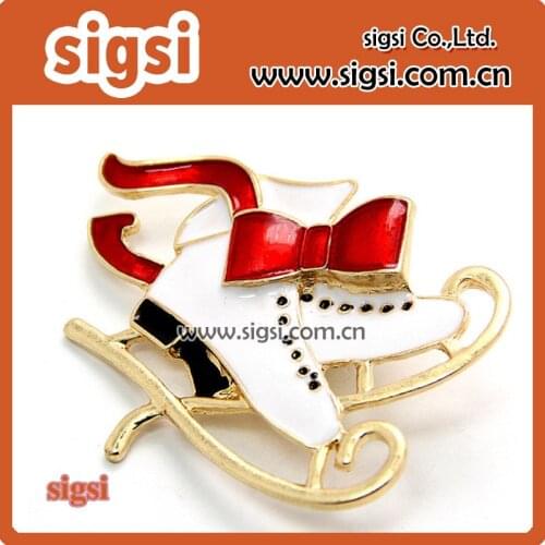Gold metal enamel Christmas Skates brooches pin Gifts Christmas Brooches Pin kids Brooch Gold Crystal breastpin Jewelry