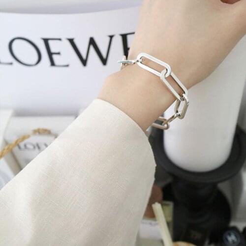 Ins Simple Design Temperament Geometric Hollow Paperclip Circle Buckle Bracelet For Women New Trendy Elegant Jewelry SAB129