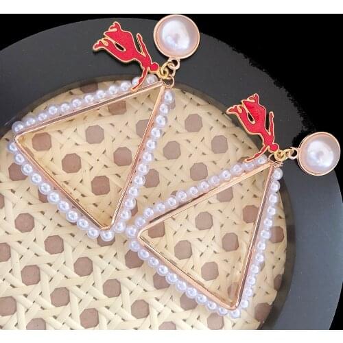 Simple Fashion Hand Made Girl Triangle Pendant Charm Pearl Earrings Lady Jewelry Top Sellers 2021 For Amazon