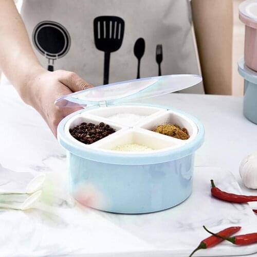 Lager Seasoning Container Portable 4 Grids Seasoning Box Spice Jar With Lid & Spoon Spice Pots Bowls Seasoning Box Container