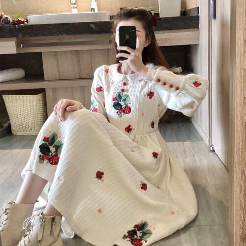 2021 Winter Dress Women French Style Peter Pan Collar Long Sleeve Flowers Embroidery Dresses Fairy Slim Waist Knitting Clothes