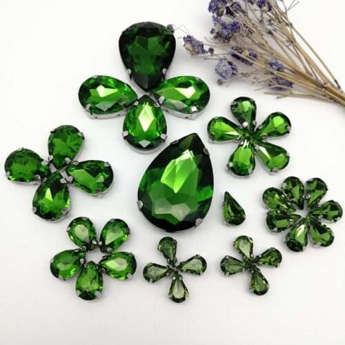 35pcs8Sizes MIX Emerald DR shape Crystal Glass Sew-on Rhinestones Silver Bottom DIY Mobile phone shell and Wedding dress