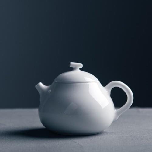 Jingdezhen Sweet White Glazed Porcelain TeaPot Hand-made Ceramic Filter Teapot Household Tea Set Chinese Teapot