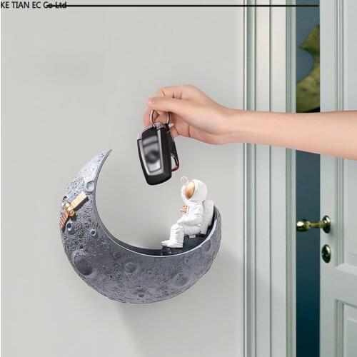 Modern Resin Astronaut Storage Box Wall Decoration Pendant Household Key Remote Control Small Object Storage Box Character Decor