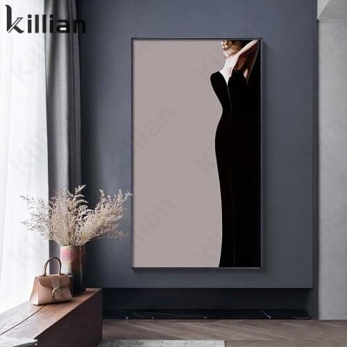 Fashion Wall Woman Wearing Elegant Dress Picture Print Newspaper Canvas Art Painting Modern Home Decor Canvas Painting Wall Art