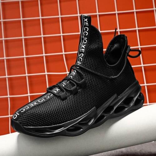 New Men Running Shoes Mesh Breathable Sport Shoes Non-Slip Blade Bottom Super Light Flying Woven Jogging Shoes Athletic Trainers