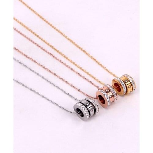Fashion Stainless Steel Love Three Round Tricyclic Black Crystal Pendant Necklaces Rose Gold Color Women Lady Party Gift