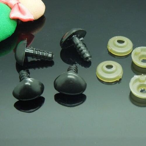 100pcs Safety Nose / Plastic Doll Noses Triangle Black Color For Bear Doll Animal Puppet Making 13.5*10mm EA060