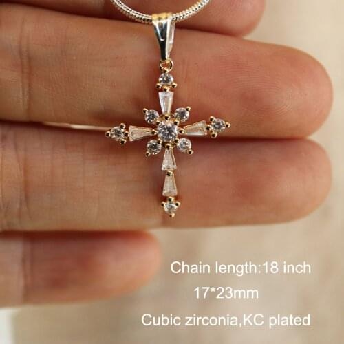 Fashion cross pendant necklace for women Exquisite cz pendant necklace for girl silver plated jewelry clavicle chain