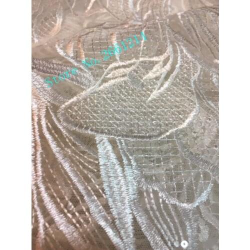 Hot selling Latest African embroidered tulle Lace in white color Nigerian net Lace for wedding dress new design