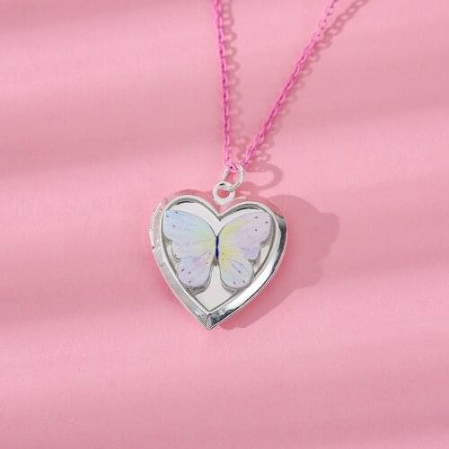 Vintage Peach Heart Opening Closing Box Butterfly Pendant Necklace For Women Fashion Charm Punk Harajuku Choker Necklace Jewelry