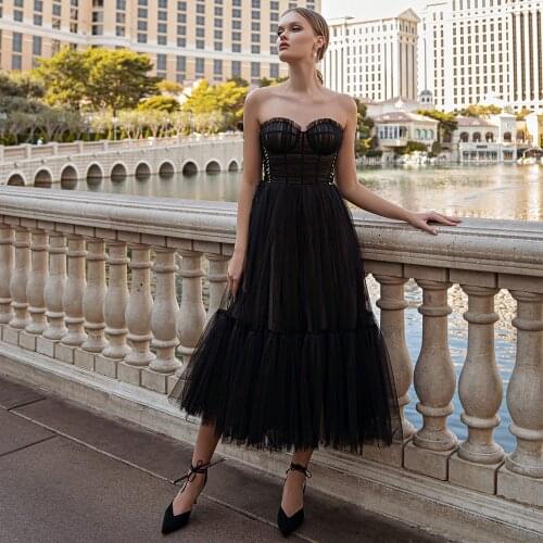 Sexy Black Tea Lengh Strapless Evening Dress 2021 A-Line Tiered Tulle Sleeveless Backless High Quality Party Prom Gowns