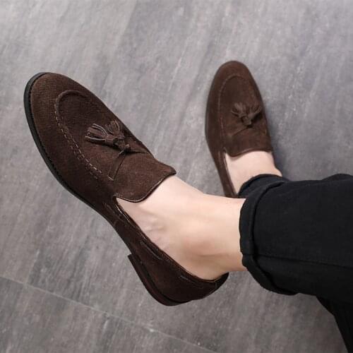 2021 Men Suede Loafers Shoes Tassel Design Business Shoes Mens Flats Male Mans Casual Footwear