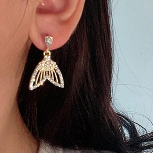 Pretty Ear Studs Creative Lightweight Inlaid Rhinestone Shining Alloy Hollow Rhinestone Fishtail Studs Earrings for Date
