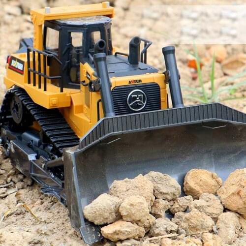 HUINA 1569 1:16 RC Bulldozer Remote Control Truck 8CH Machine on Control Car Toys for Boys Hobby Engineering Caterpillar Gifts