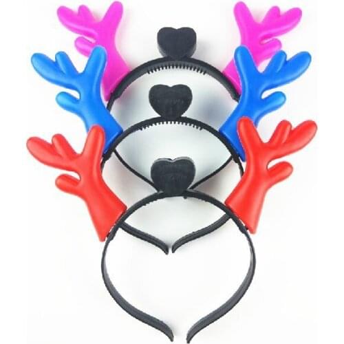 1pcs luminous horn 2020 New Gags & Practical Jokes Plastic Luminous Antlers Hairpin Shine Tire With Deer Lamp Horn Elk