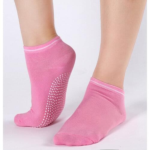 Womens Non Slip Socks Pilates Massage Ankle Socks with Grip Woman Exercise Gym Fitness Sports Sock Slippers Female Short Sox