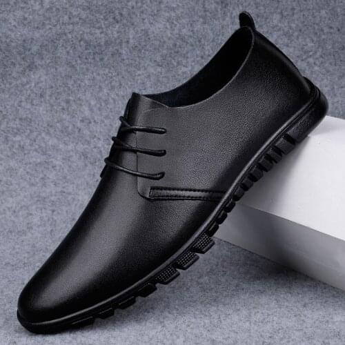 Men Oxfords Shoes outdoor fashion Male Formal Shoes genuine leather Men Brogues Shoes Lace-Up Bullock Business Dress shoes men