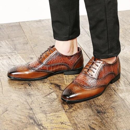 Yomior New Vintage Business Men Shoes Autumn Spring Formal Dress Shoes Soft Leather Casual Wedge Crocodile Wedding Shoes Loafers