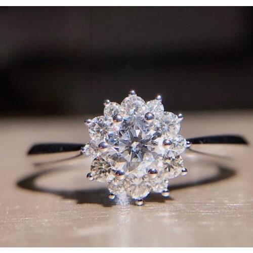 AEAW 0.3Carat 4mm Round Cut Flower Engagement&Wedding Natural Real Diamond Ring Halo Ring Genuine 18K White Gold