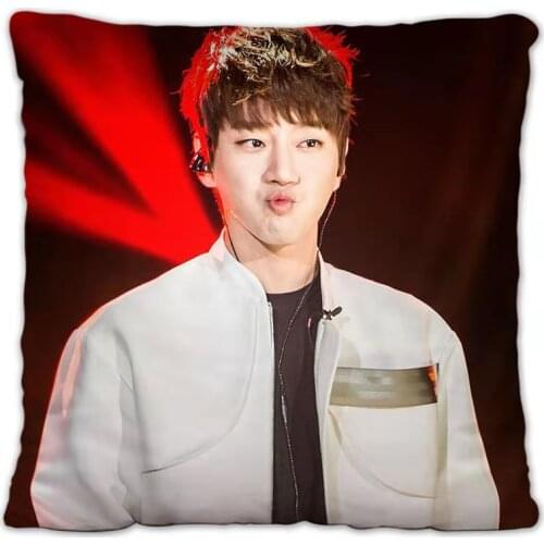 Huang Zhilie Korean Male Singer Pillowcase Pretty Scholar Yu Lexuan Same Paragraph Star Photo Poster Cushion Cover Souvenir