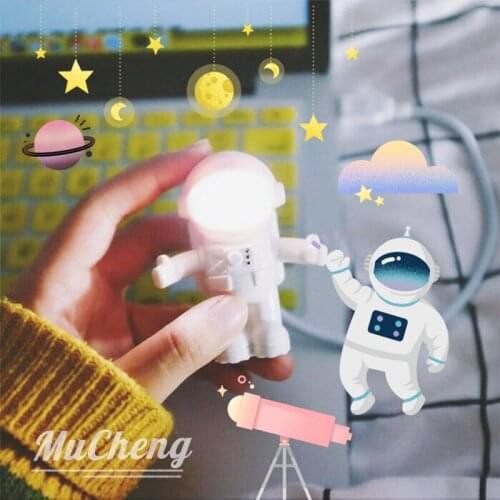 Creative Astronaut Spaceman USB Night Light Energy Saving Student Usb Light Reading Light Bedside Night Light LED Light