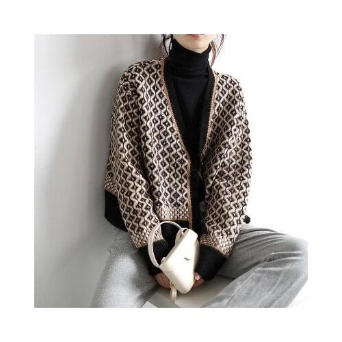 Autumn Winter Thick Sweater Women Knitted Pull Femme Cardigan Sweater Loose Streetwear Knit Sweater Single-breasted Sweater Coat