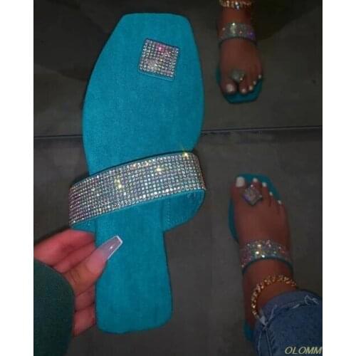 Factory Direcly 2020 single finger rhinestone bright diamond slippers candy color flat women sandals beach non-slip durable ms