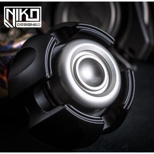 LAUTIE Noise Fingertip Gyro EDC Titanium Alloy Finger Decompression toy Finger Ring Spin