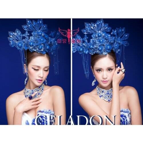 Blue and White Porcelain Traditional Chinese Style Wedding Costume for Bride and Groom + gold and blue color hair tiaras