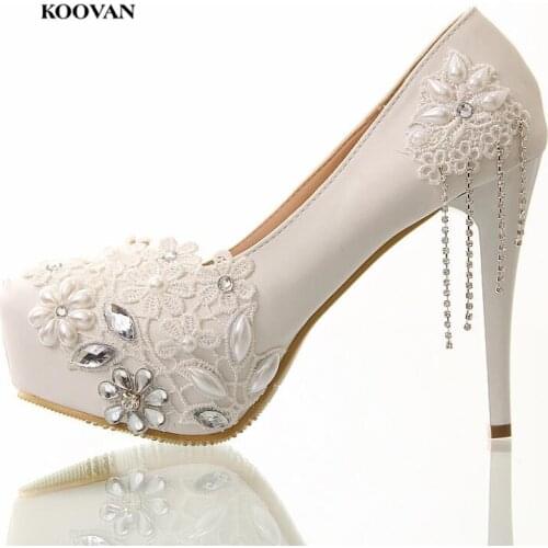 Koovan 2017 New Fashion Diamond High Heels Shoes Fine With White Flowers Fringed Leather Women Wedding Bridal Shoes Women Pumps