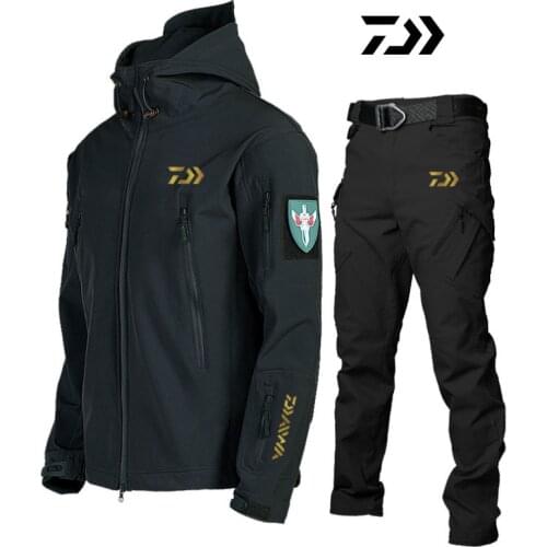 Daiwa Fishing Jackets Men Warm Thick Fleece Fishing Clothes Zipper Fishing Shirt Outerwear Man Clothing Winter Fishing Set