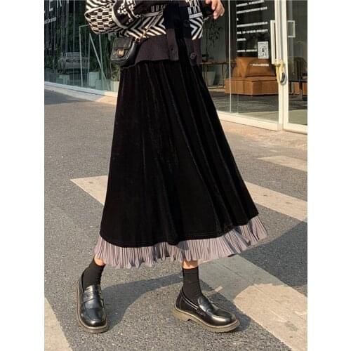 WERUERUYU Pleated Velvet Skirt Women Black Green Gothic Style Elegant Long Warm High Waist Midi
