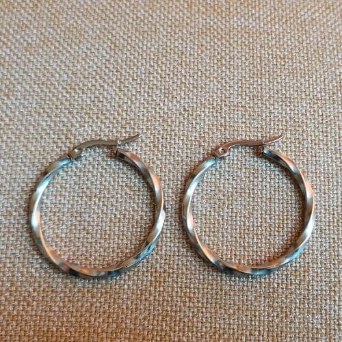 Polishing Steel Color 30mm Distorted Circle Women Hoop Earrings Ear Loop Smooth Ring 316 Stainless Steel Jewelry Anti Allergy