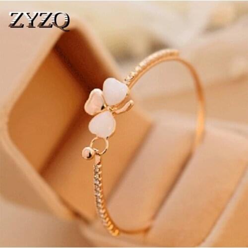 ZYZQ Hot Selling Lucky Three Leaves SHaped Bangle With Opal Stone Setting Micro Paved Romantic Women Accessories Bangle Hot