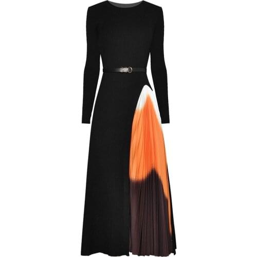 Qian Han Zi autumn winter designer fashion knitted dress Long-sleeved Belt slim Sweater stitching pleated dress 2021 new women