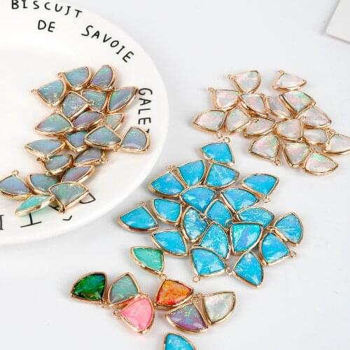 2pcs/lot 19x15mm Fan-Shaped Resin Charms Pendant Fashion Jewelry Accessories for DIY Craft Golden-Colour Gold Base
